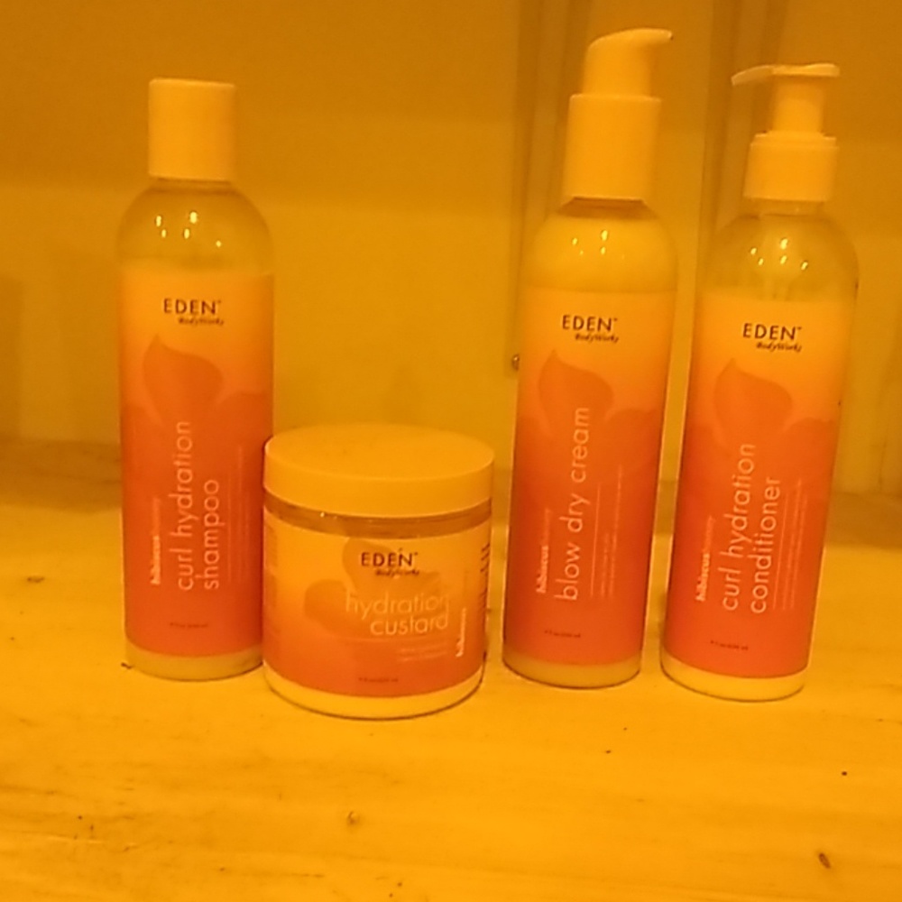 EDEN Bodyworks hair care set
